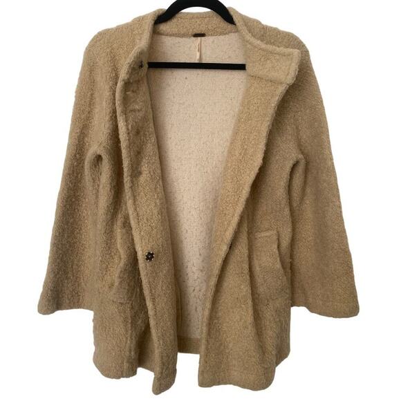 Wool Blend Tan Free People Military Sweater Coat - Size Medium-missing button - Picture 2 of 8